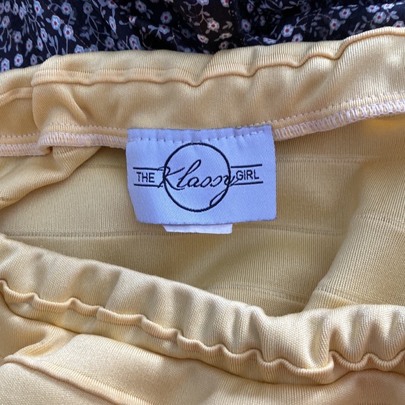 Klassy Girl women’s yellow ribbed pencil skirt - Picture 4 of 4